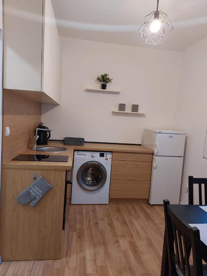 Utulny Apartman V Centre Bb بانْشكا بيشتريتْسا المظهر الخارجي الصورة